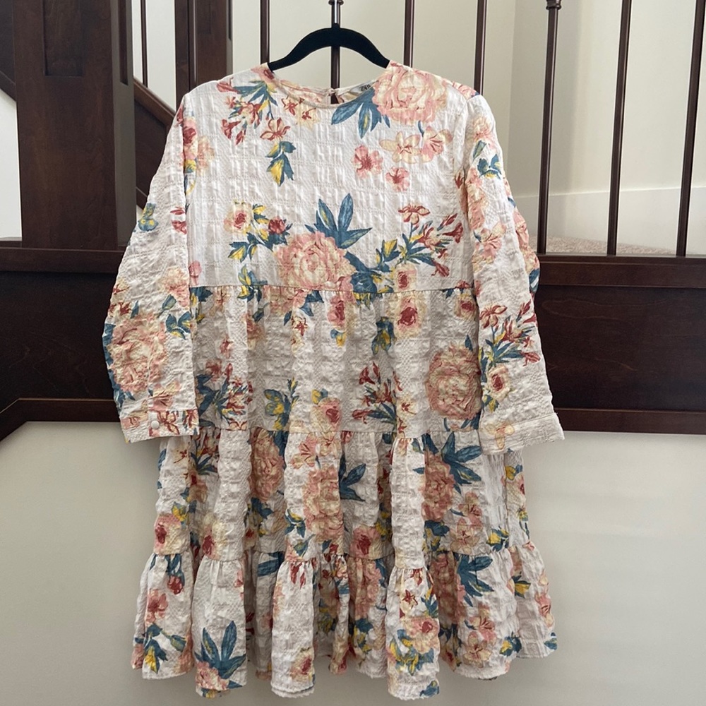 Zara floral dress size medium